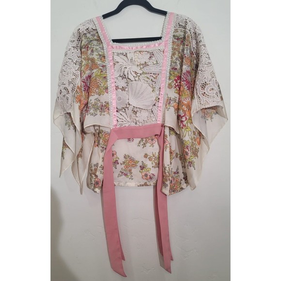 Tiny Anthropologie Side Tie Top Begonia Floral Blouse Square Neck Lace Kimono M - Picture 9 of 12